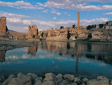 Hasankeyf, yeniden ziyarete açıldı...