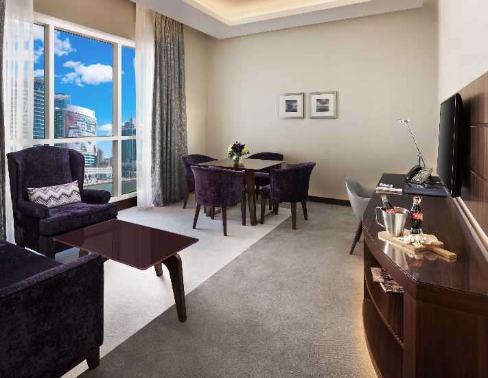 Radisson Blu Hotel Dubai Waterfront açıldı