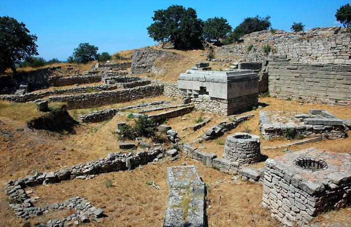 Troya Antik Kenti'ne ziyaretçi akını