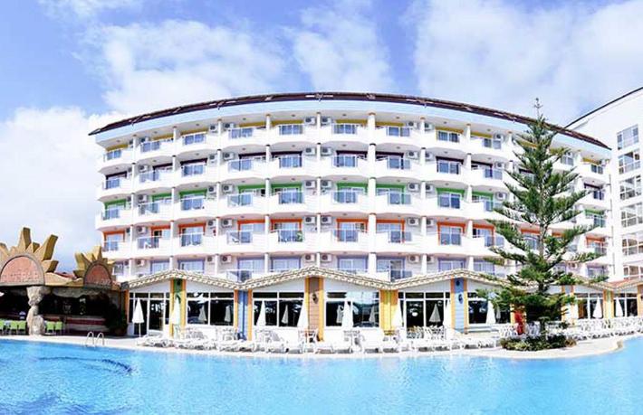 Didim'de icradan satılık otel