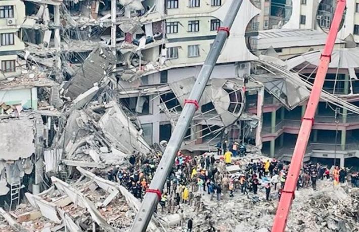 Depremde kaç otel yıkıldı, kaçı zarar gördü?
