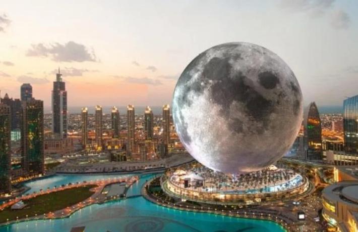İçinde 4 bin odalı otel de var… Dubai’de Ay yeryüzüne iniyor