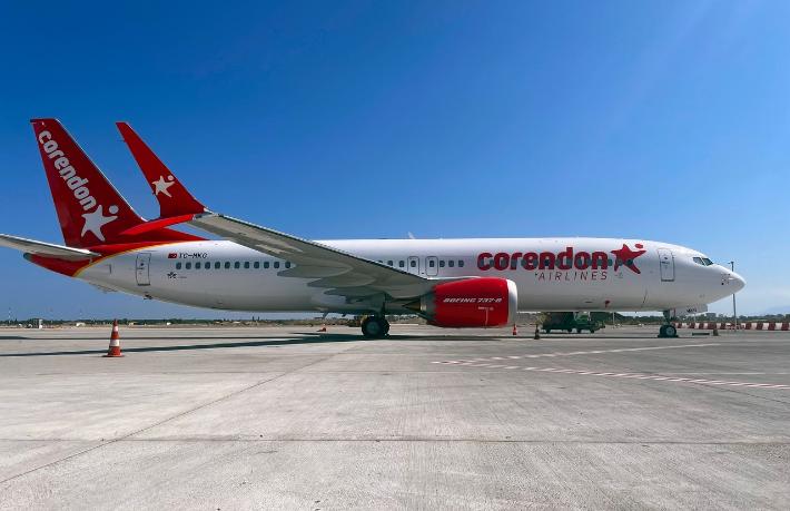 Corendon Airlines yeni uçağını teslim aldı