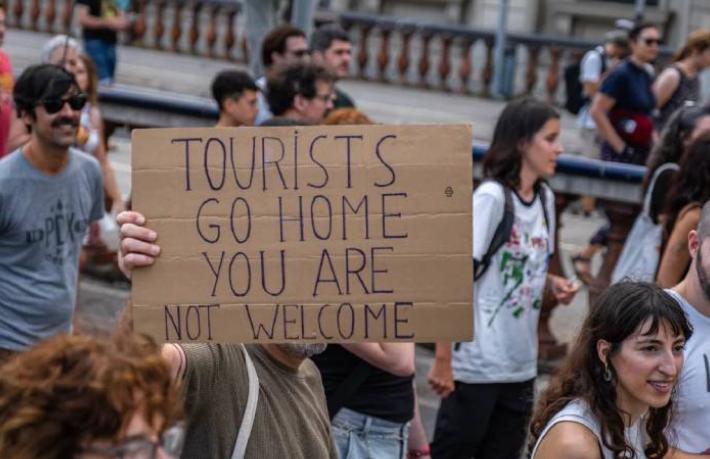 Avrupa bu yaz neden turizm karşıtı protestoların merkezi haline geldi?