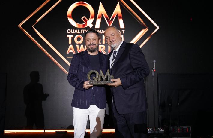 Tatilbudur, 14'üncü QM Awards'ta iki prestijli ödülün sahibi oldu