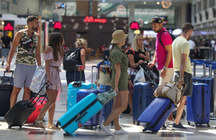 Antalya'yı rekora Rusya ve Almanya taşıdı