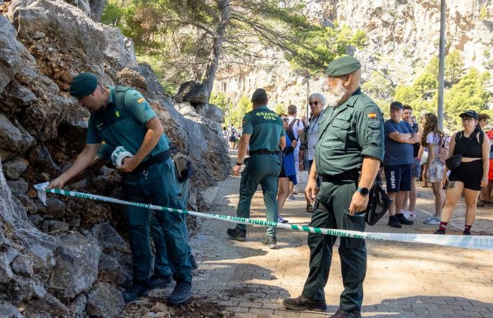 Sel sularına kapılan İngiliz turist yaşamını yitirdi