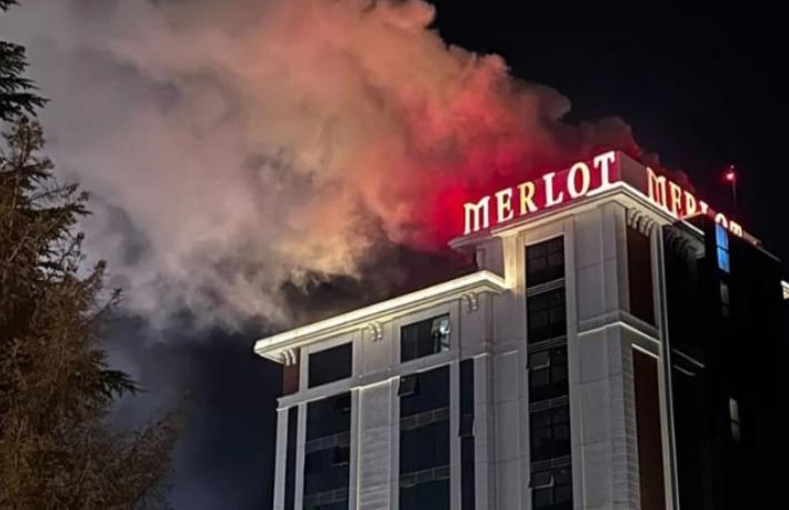 Eskişehir Merlot Otel'de yangın