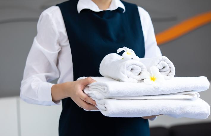 Otelde Housekeeper ile Executive Housekeeper arasında fark nedir?