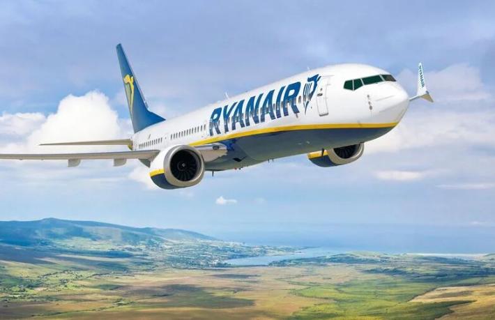 Ryanair biniş kartı uygulamasını kaldırıyor