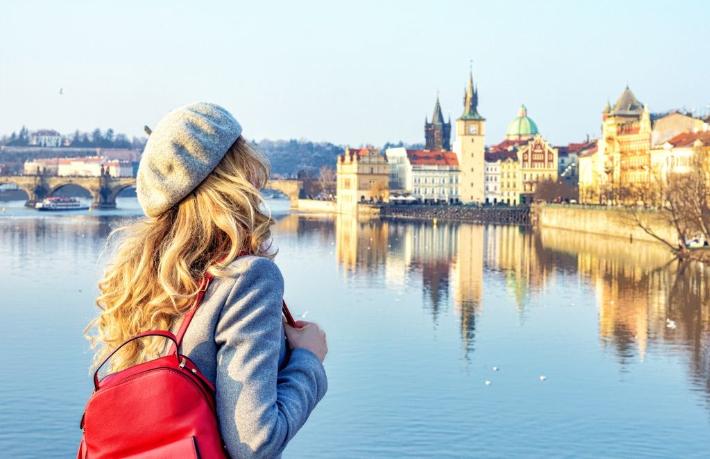 Prag sarhoş turist istemiyor... Organize içki turlarını yasaklıyor