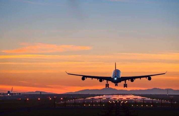 Rötar yapan havayolu şirketleri yolcuya tazminat ödeyecek