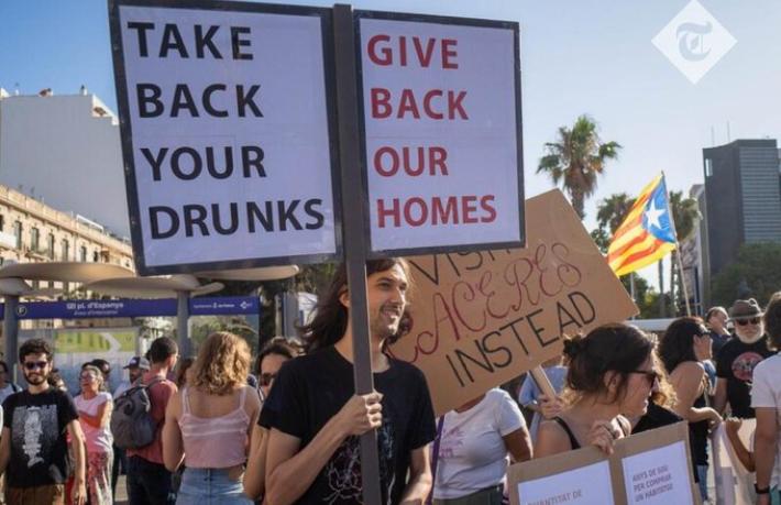 Turizm karşıtı protestocular durmuyor... İspanyollar turizmden neden memnun değil?