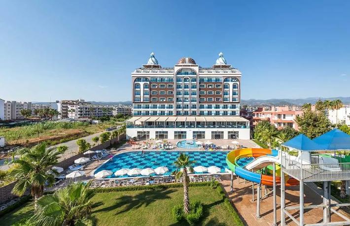 Simurg Halal Luxury Hotel, icradan satılıyor