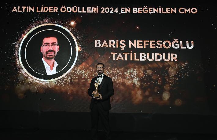 ‘Türkiye’nin En Beğenilen Altın Lideri’ ödülünün sahibi oldu