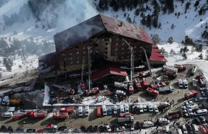 Otel yangınıyla ilgili neler biliniyor? İşte tüm ayrıntılarıyla Grand Kartal Otel faciası