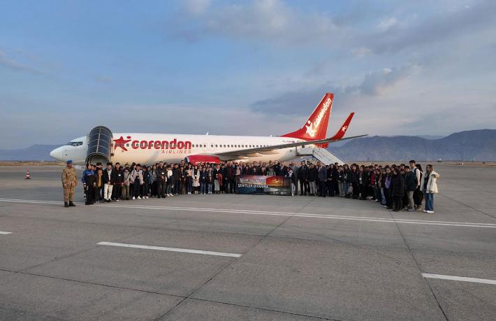 Şırnaklı 513 öğrencinin Corendon Airlines ile Çanakkale’nin destansı tarihine yolculuk