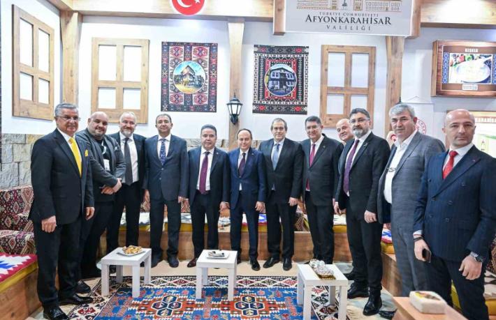 Başkan Böcek, ITB Berlin Fuarı’nda Antalya’yı tanıtıyor