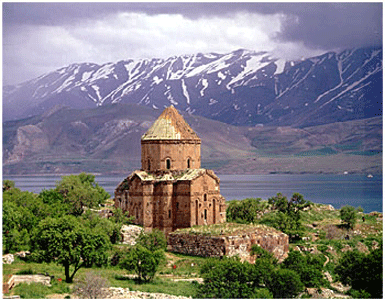 Akdamar'ın haç işlemi, ayinden sonraya kaldı...