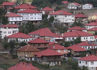 Çatılara turizm için kırmızı makyaj...