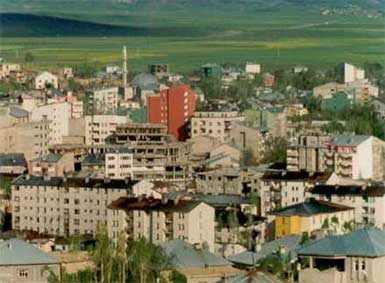 Hakkari-Yüksekova'ya 1 milyon yolcu kapasiteli havalimanı... 