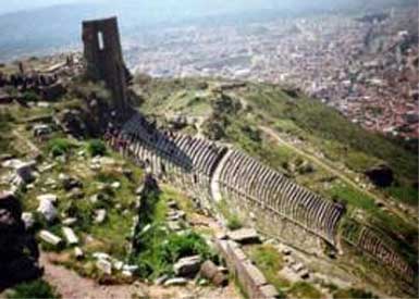 TÜRSAB, Bergama'daki tarihi katliama dikkat çekti...